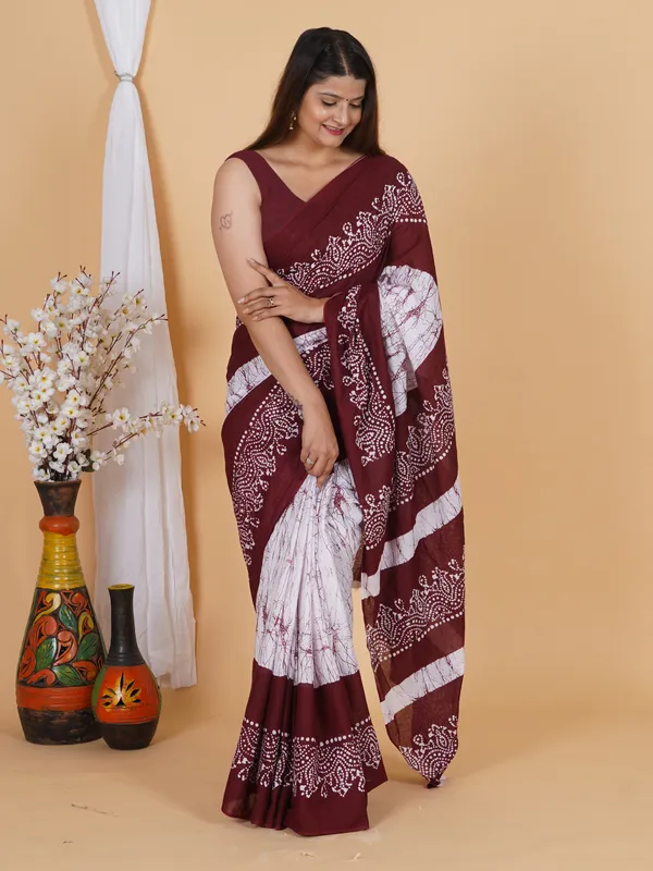 Deep_Maroon_Traditional_Batik_Print_Saree