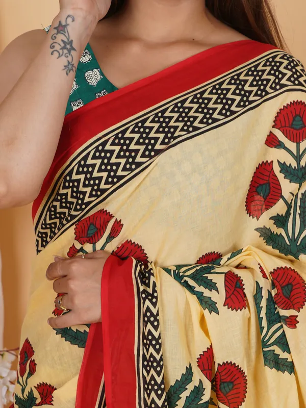 Elegant_Floral_Handblock_Print_Cotton_Saree_With_Red_Border