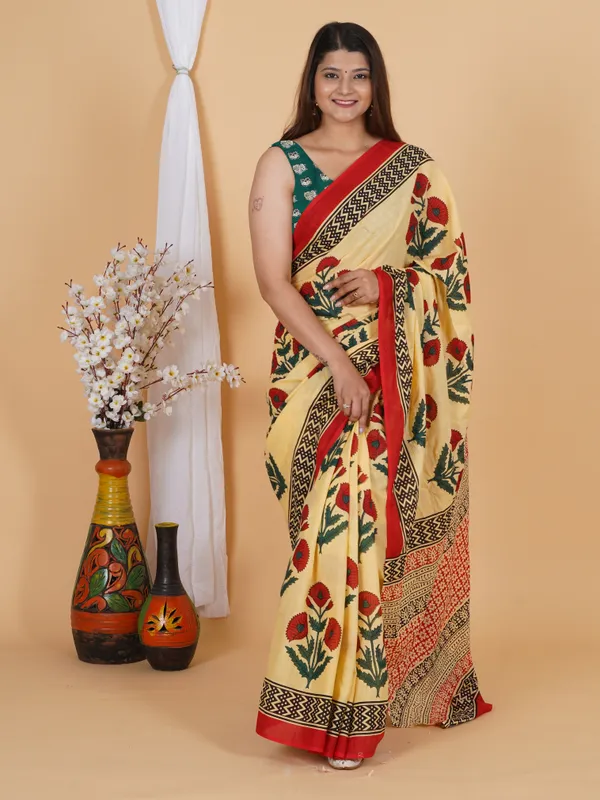 Elegant_Floral_Handblock_Print_Cotton_Saree_With_Red_Border
