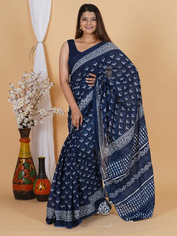 Elegant_Indigo_Blue_Floral_Block_Print_Cotton_Saree