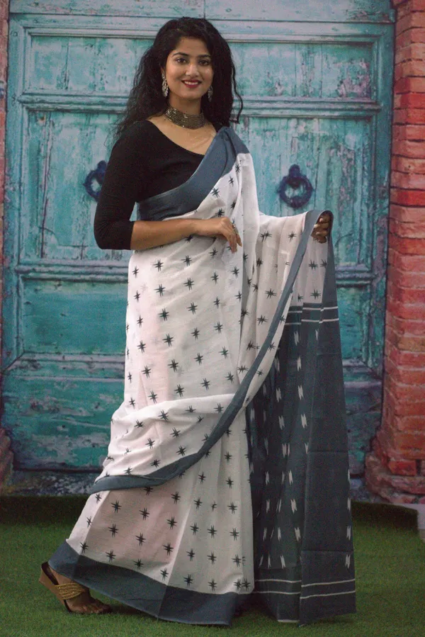 Elegant_Star_Weave_Mulmul_Cotton_Saree_–_White_&_Grey_Contrast