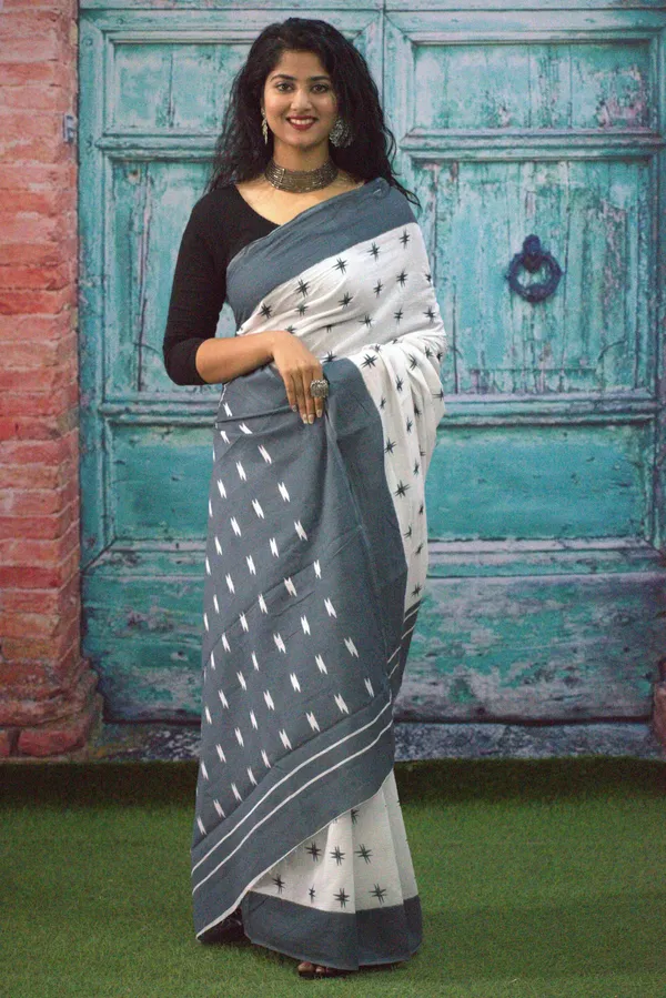 Elegant_Star_Weave_Mulmul_Cotton_Saree_–_White_&_Grey_Contrast