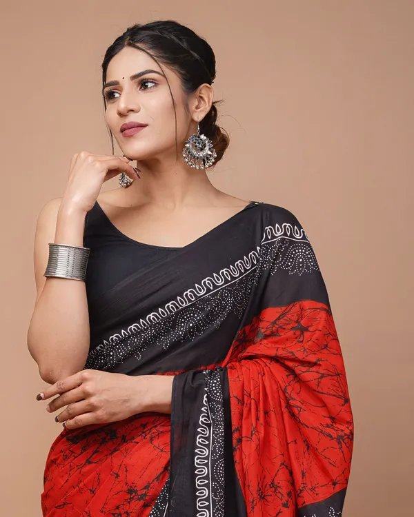 Red_&_Black_Cotton_Saree_For_Women