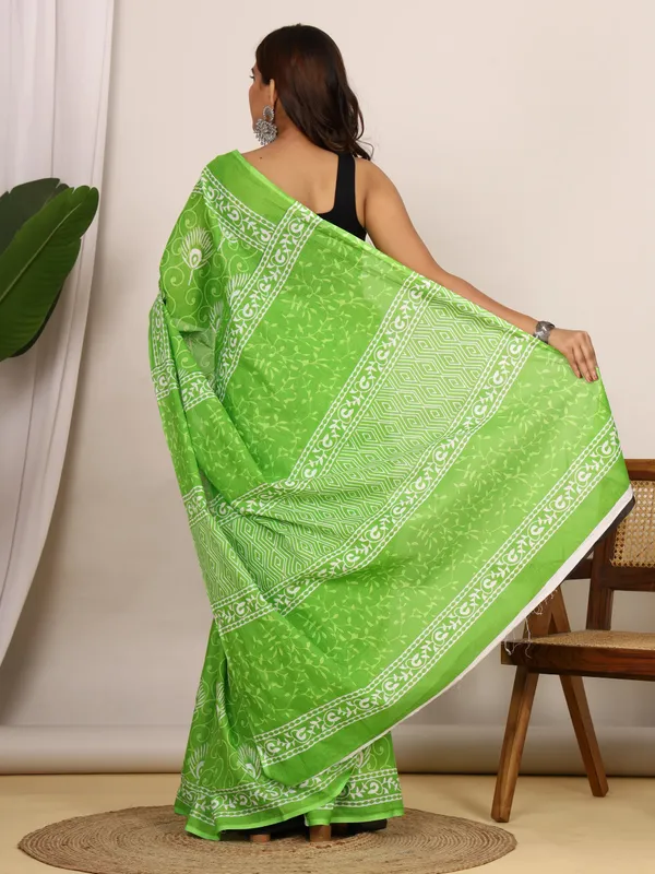 Green_Peacock_Printed_Cotton_Saree_with_Ethnic_Border_|_Elegant_Designer_Cotton_Saree_for_Women