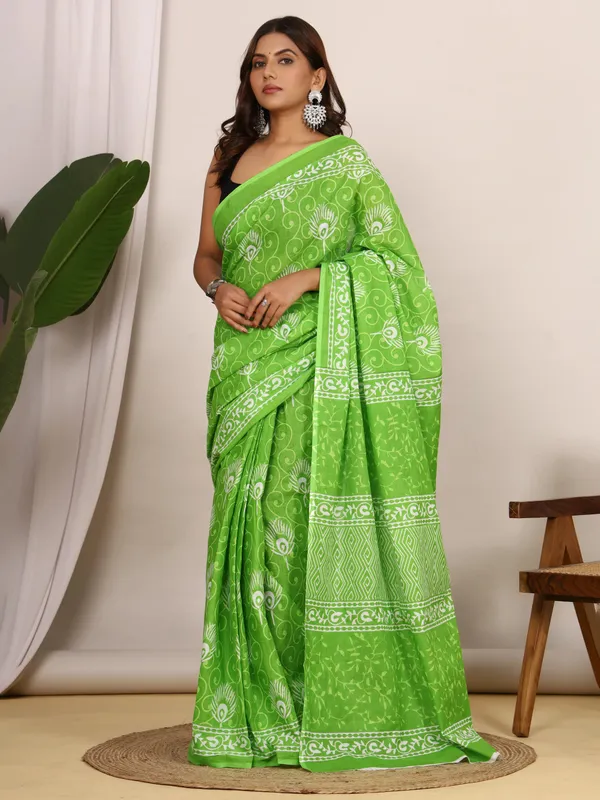 Green_Peacock_Printed_Cotton_Saree_with_Ethnic_Border_|_Elegant_Designer_Cotton_Saree_for_Women