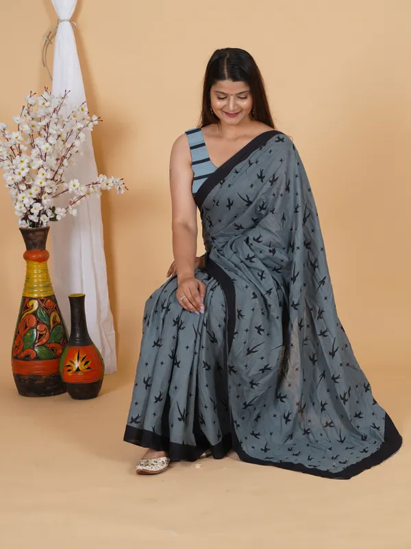 Grey_Bird_Print_Cotton_Saree_with_Black_Border