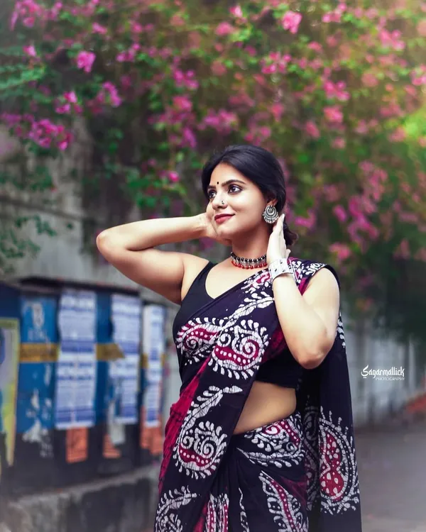 Handcrafted_Magenta_&_Black_Batik_Print_Mulmul_Cotton_Saree_|_Softspun_Fabrics