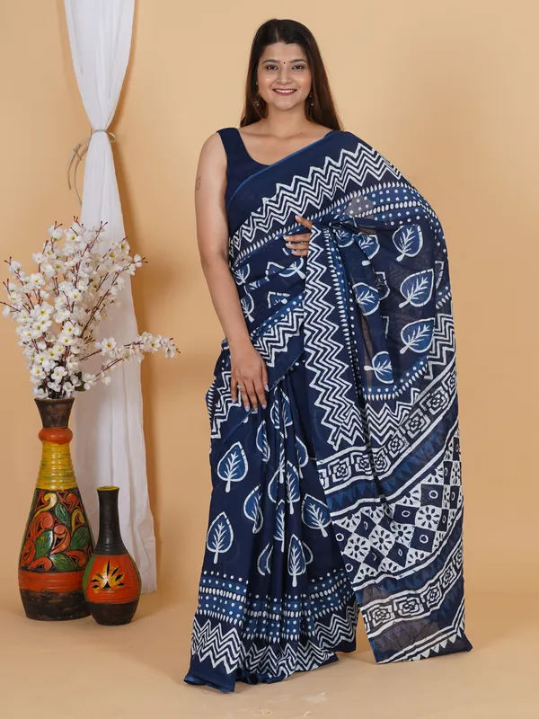 Indigo_Blue_Leaf_Print_Soft_Cotton_Saree_With_Blouse_Piece