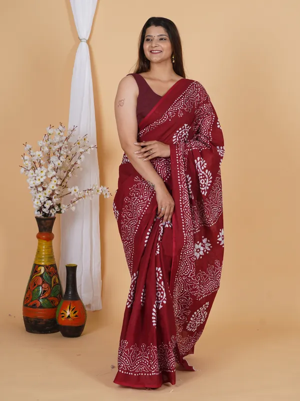 Maroon_Hand_Block_Print_Cotton_Saree_with_Traditional_Floral_Design