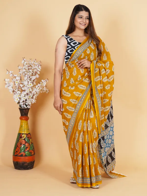 Mustard_Yellow_Printed_Saree_with_Contrast_Border_&_Designer_Blouse