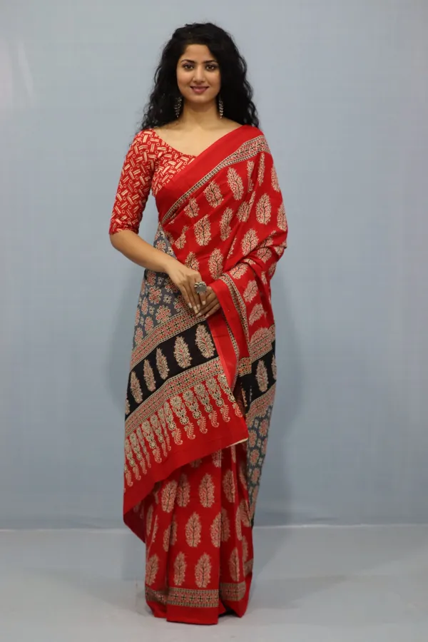 Royal_Red_Ethnic_Printed_Saree_with_Designer_Border