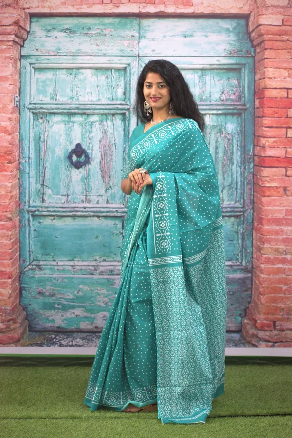 Sea_Green_Elegant_Printed_Mulmul_Cotton_Saree_with_Designer_Border