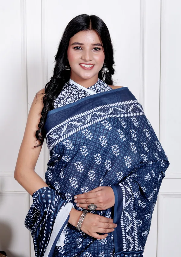 Soft_Mulmul_Cotton_Navy_Blue_Printed_Saree_with_Designer_Pallu