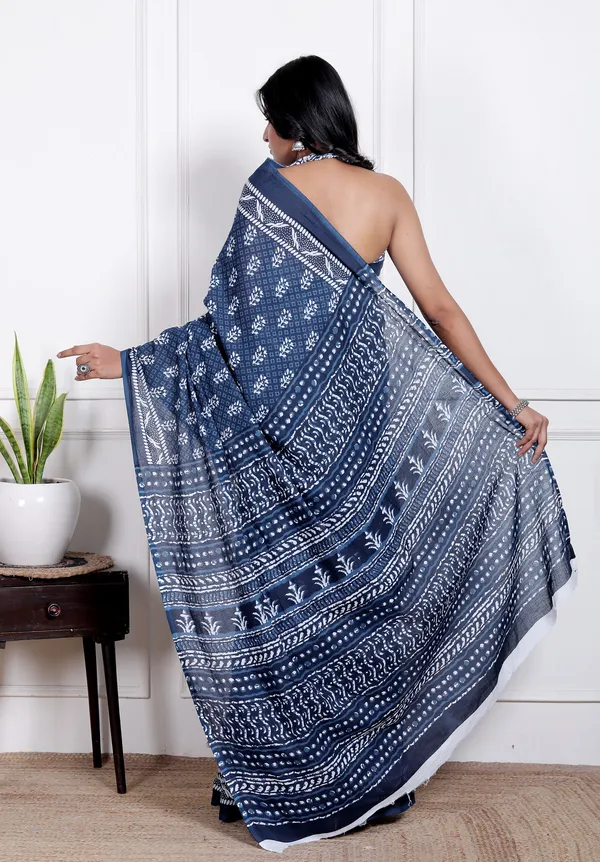 Soft_Mulmul_Cotton_Navy_Blue_Printed_Saree_with_Designer_Pallu