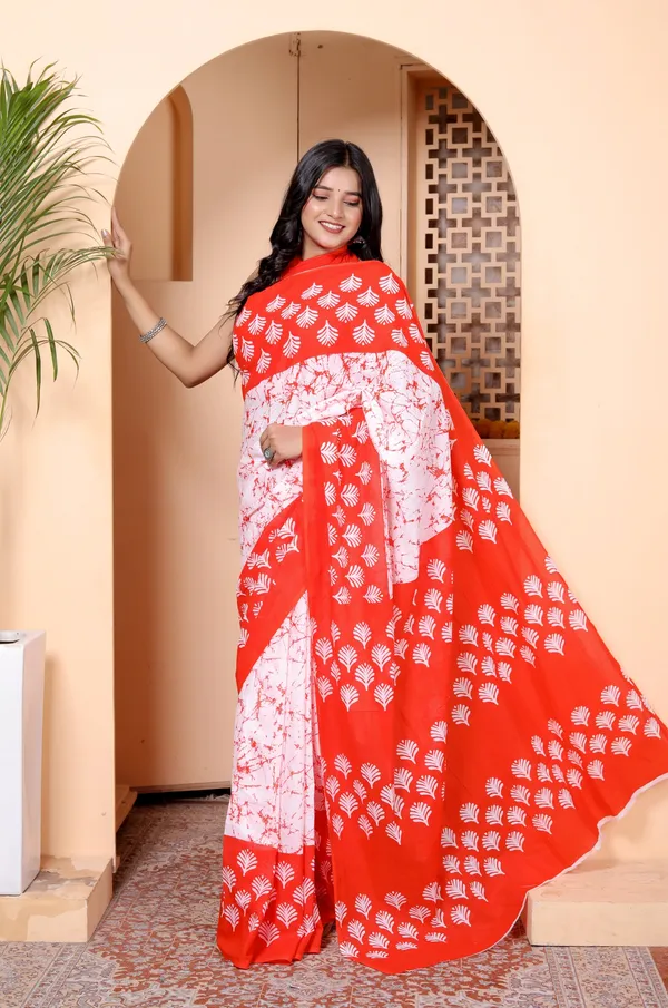 Soft_Mulmul_Cotton_Red_&_White_Printed_Saree_with_Designer_Pallu