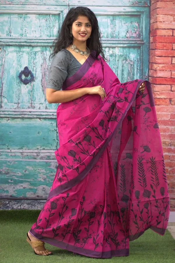 Soft_Mulmul_Magenta_Saree_with_Floral_Print_&_Border