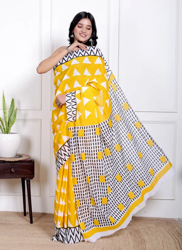 Stylish_Yellow_&_White_Geometric_Printed_Saree_with_Contrast_Pallu