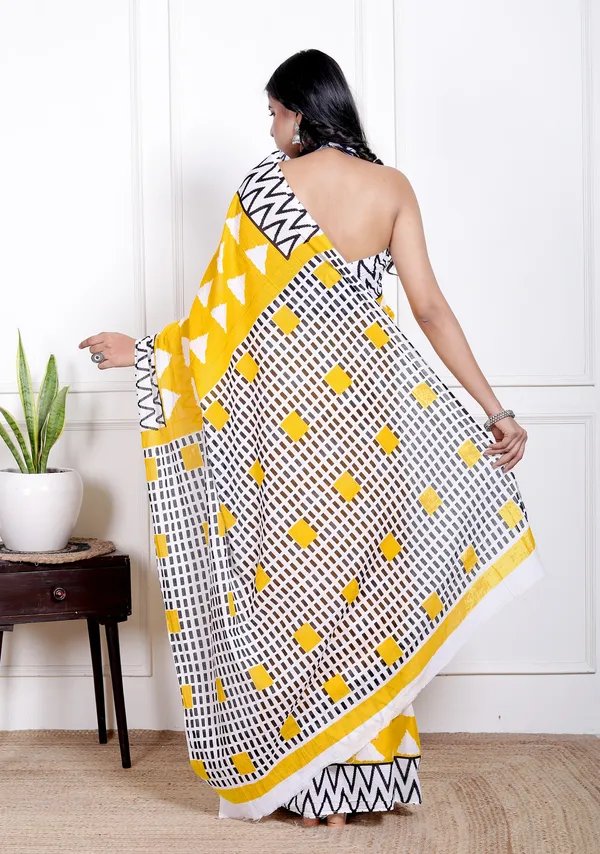 Stylish_Yellow_&_White_Geometric_Printed_Saree_with_Contrast_Pallu