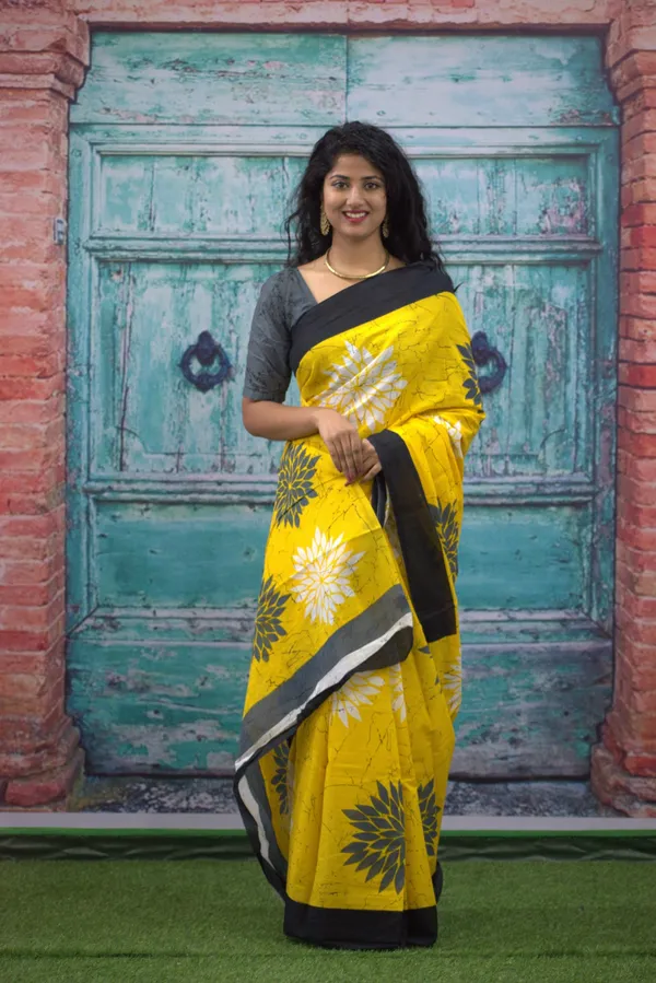 Sunshine_Bloom_Designer_Cotton_Saree_with_Black_Border