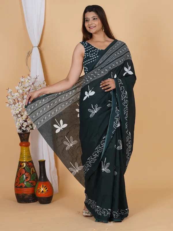 Women’s_Dark_Green_Hand_Block_Print_Cotton_Saree_with_White_Floral_Border