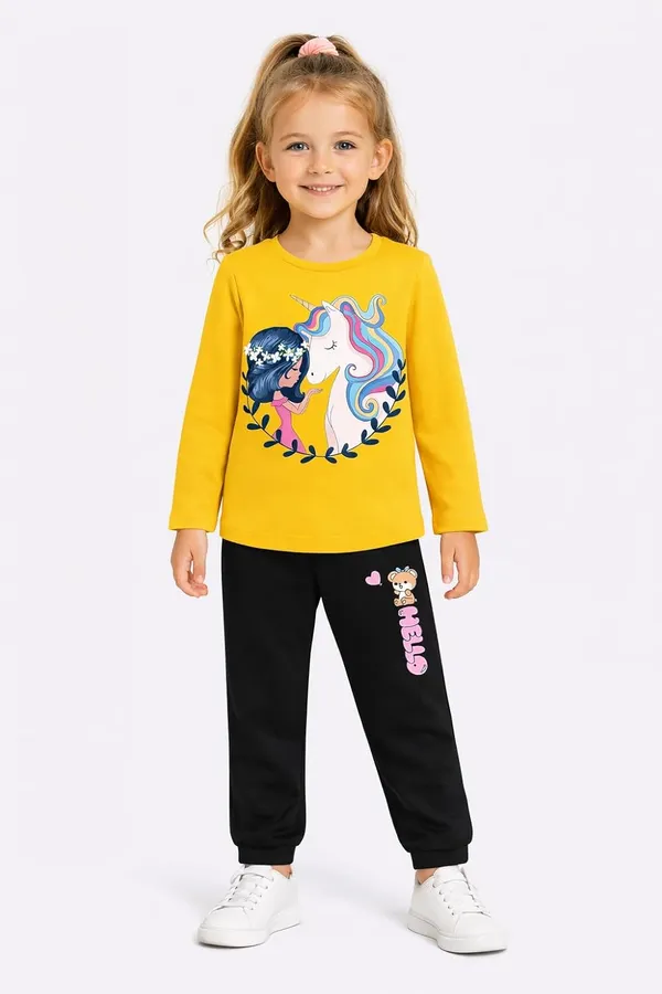 Multicolor_Cotton_Clothing_Set_For_Baby_Girls_Pack_Of_3