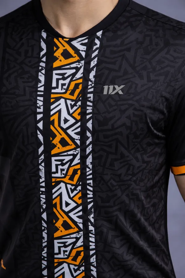 Black_Polyester_And_Lycra_T_Shirt_For_Men