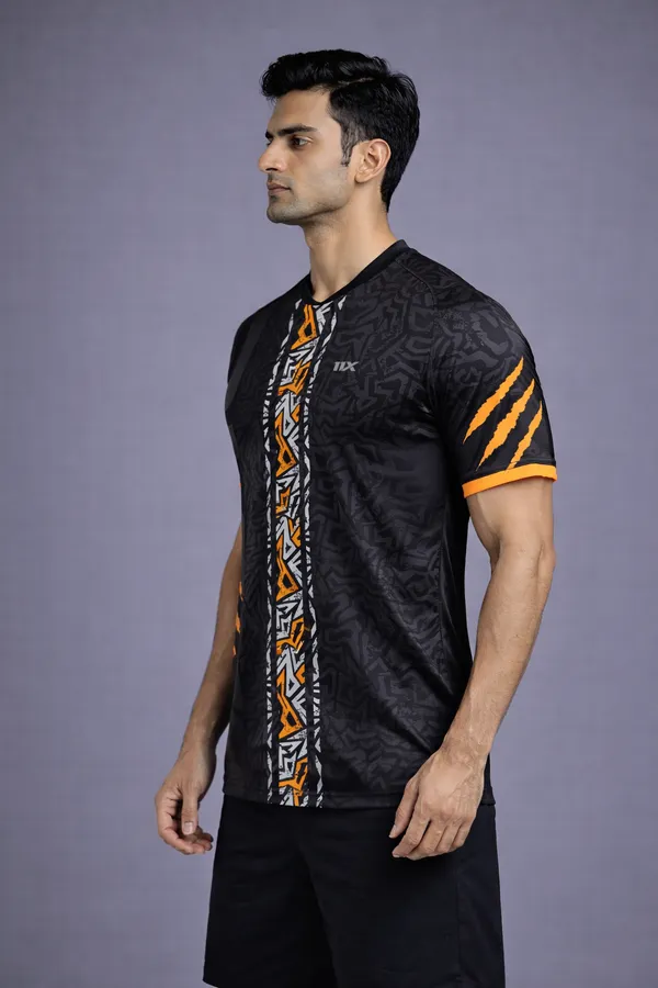 Black_Polyester_And_Lycra_T_Shirt_For_Men