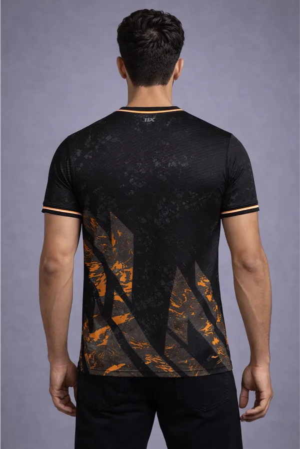 Black_Polyester_And_Lycra_T_Shirt_For_Men