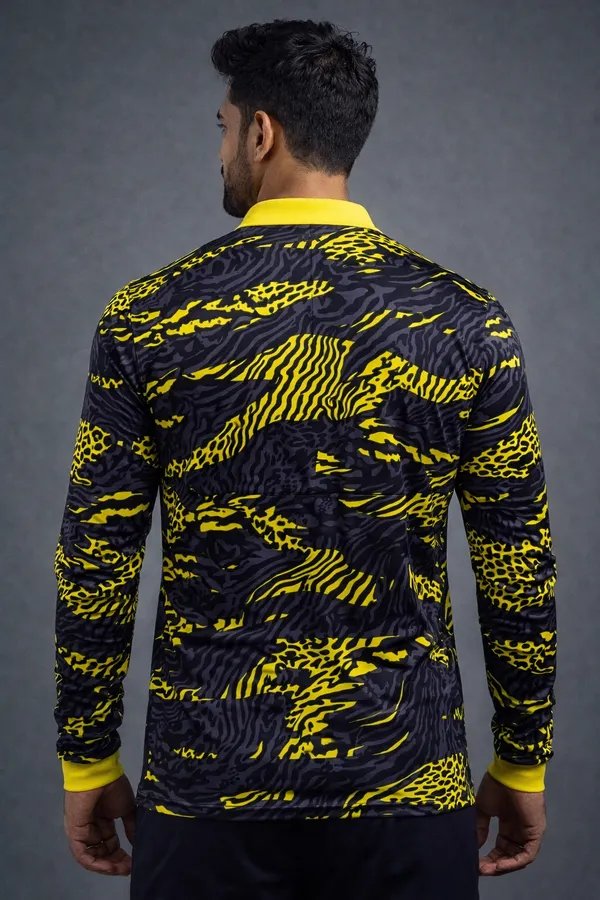 Black_And_Yellow_Polyester_And_Lycra_T_Shirt_For_Men