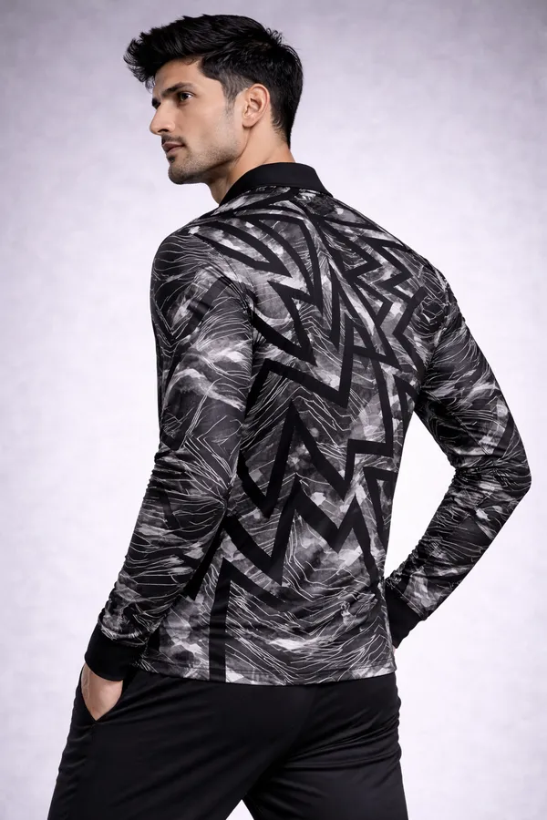 Black_Polyester_And_Lycra_T_Shirt_For_Men