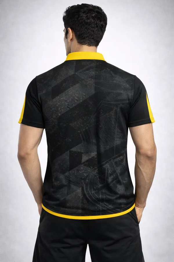 Black_Polyester_And_Lycra_T_Shirt_For_Men