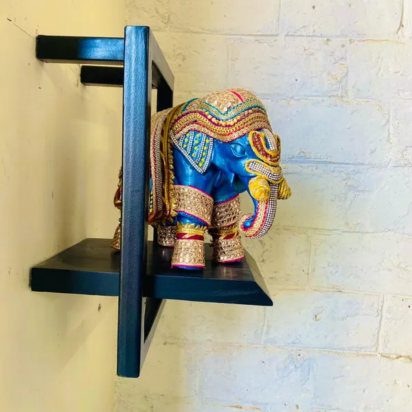 Urban_Loft_Metal_Wall_Organizer_Shelf