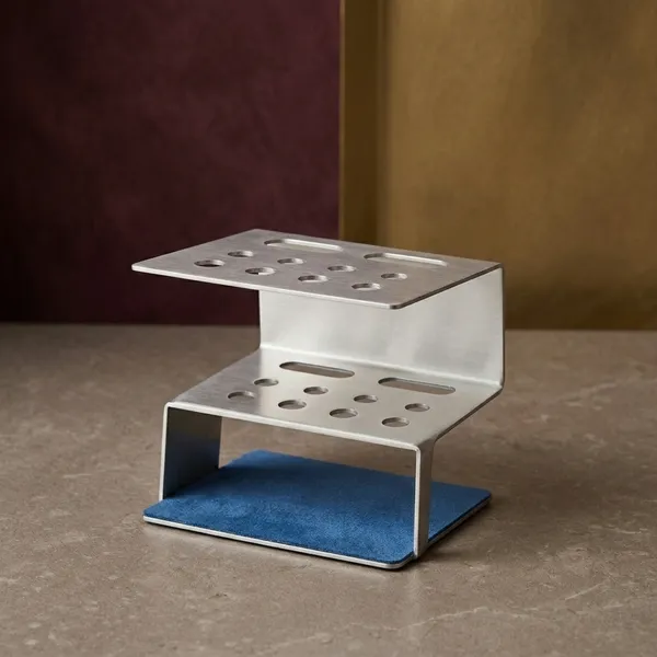 Multiple_Slots_For_Pens,_Markers_&_Stationery_Stand