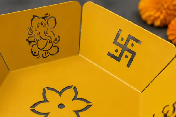 Swastik_Pooja_Thali_For_Gifting