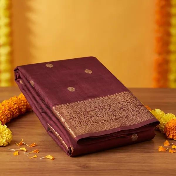 Maroon_Silk_Saree_With_Golden_Zari_Border_And_Pallu