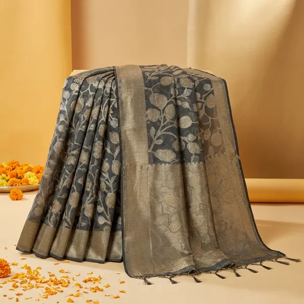 Grey_And_Gold_Elegant_Banarasi_Silk_Saree_With_Floral_Weave