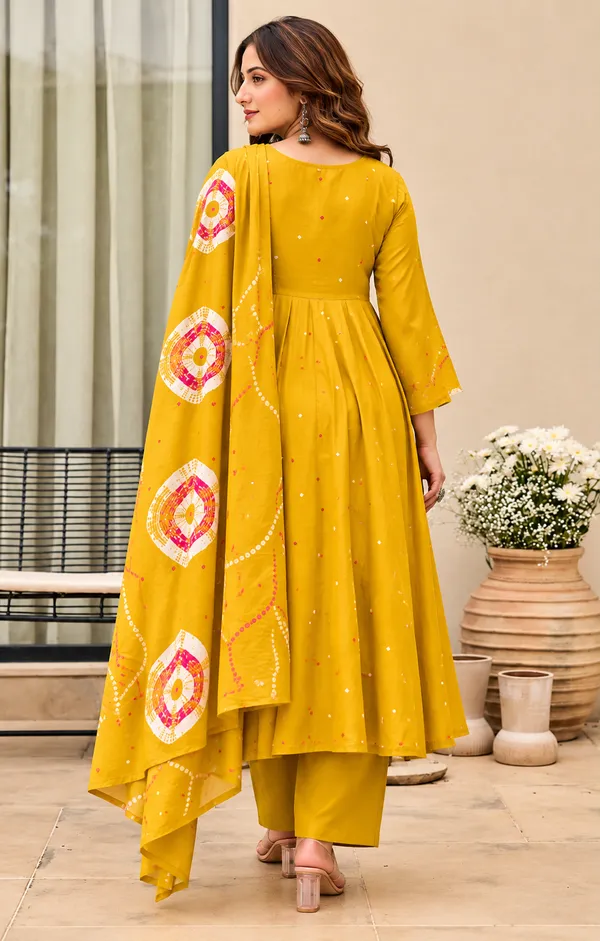 Trending_Women's_Siani_yellow_Kurta_Pant_Set_With_Dupatta
