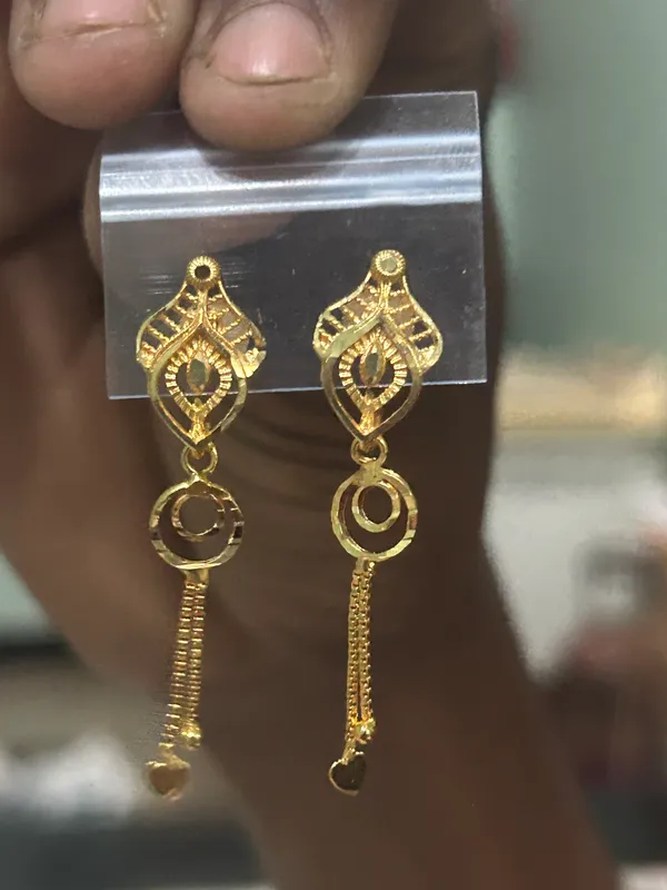 Gold_Brass_Dangle_Earrings_For_Women
