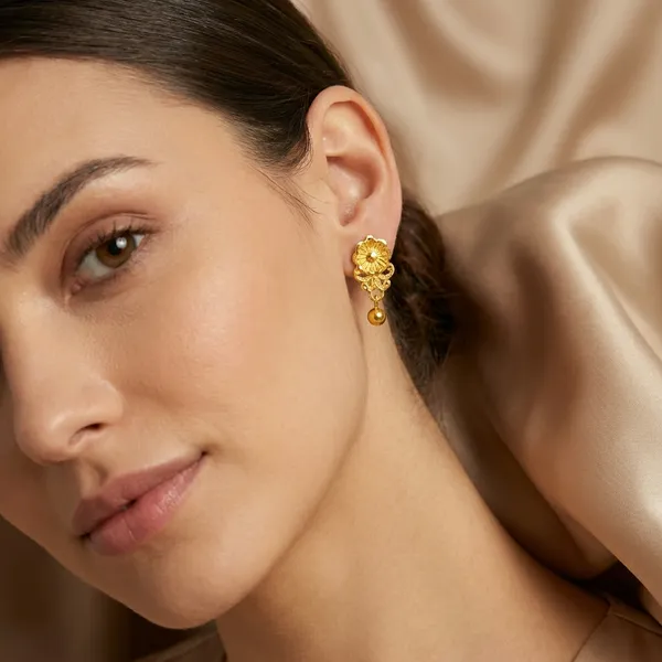 Gold_Brass_Drop_Earrings_For_Women