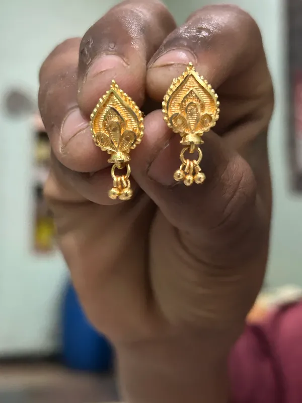 Gold_Brass_Dangle_Earrings_For_Women