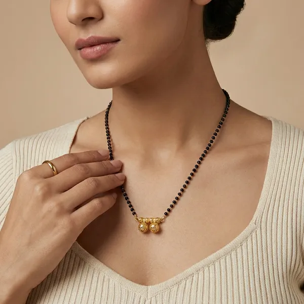 Black_And_Gold_Brass_Mangalsutra_Necklace_For_Women