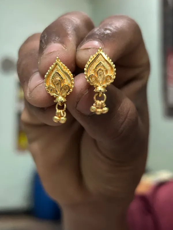 Gold_Brass_Dangle_Earrings_For_Women