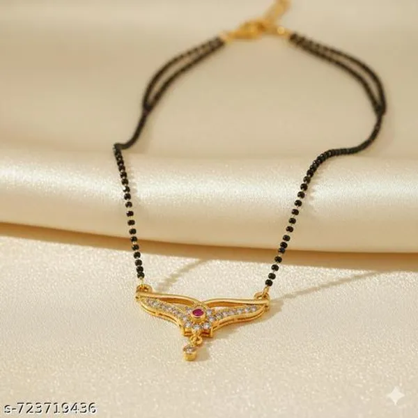 Gold_Brass_Mangalsutra_Necklace_For_Women