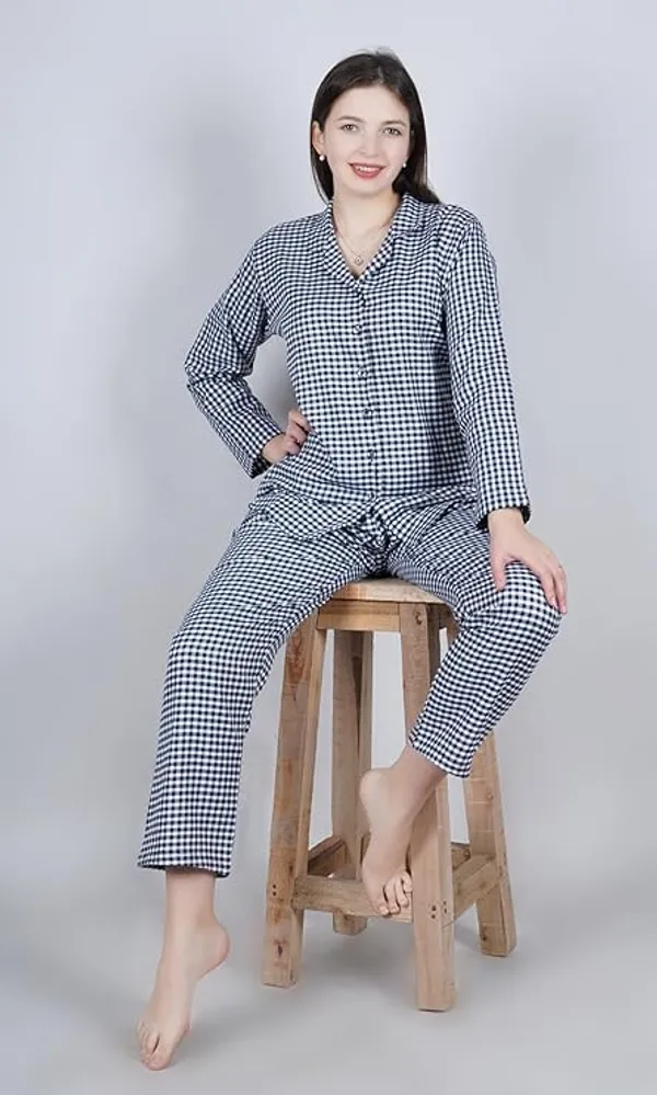 White_Checkered_Night_Suit_For_Women