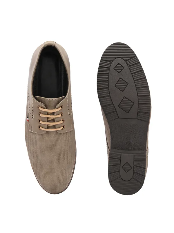 Casual_Lace_Up