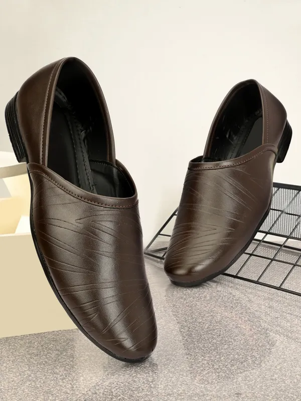 Brown_Ethnic_Jalsa_for_Men_Wedding_&_Kurta_Wear