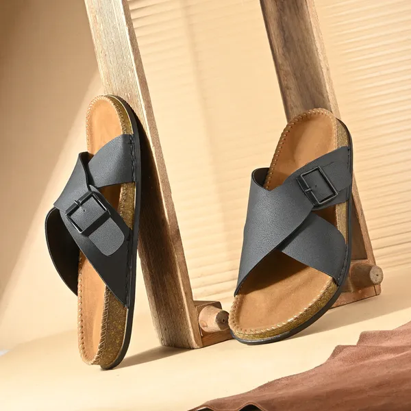 Black_Casual_Sandals_For_Men