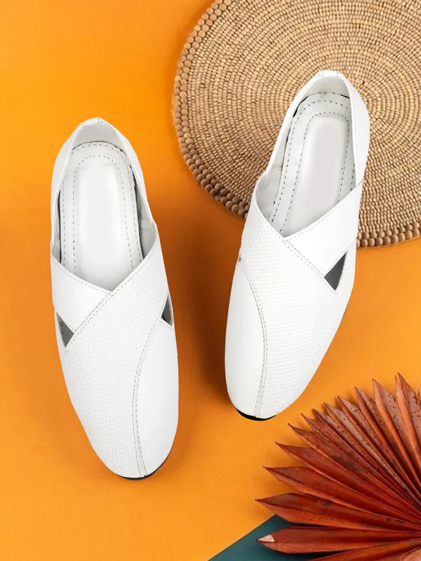 White_Ethnic_Jalsa_for_Men_Baraat_&_Wedding_Wear