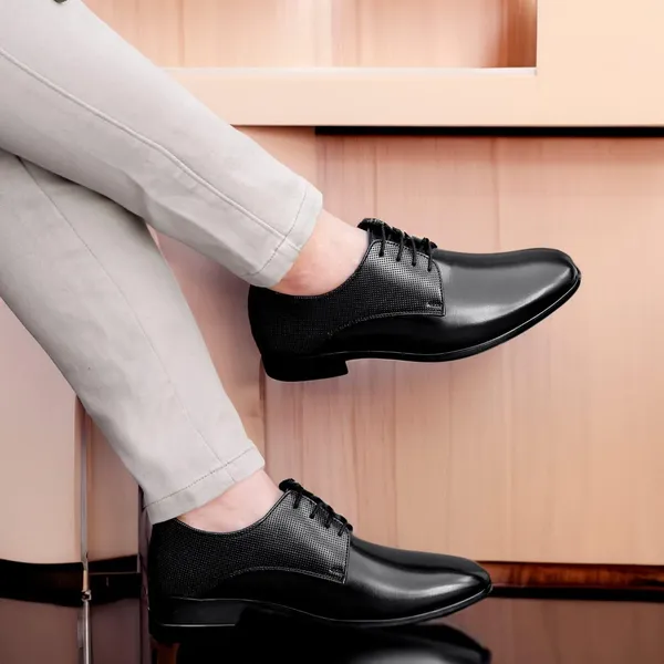 Black_Oxford_Derby_for_Men_Office,_Interviews_&_Events