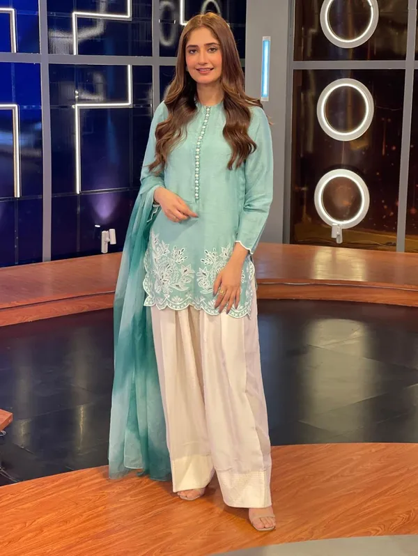 Blue_And_White_Cotton_Premium_&_Fancy_Design_Kurti_And_Pant_Set_For_Women